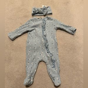 Jessica Simpson baby girls footie with headband 0-3M